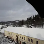 玛拉佐维假日公园酒店 招待所 Kolinec