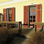 玛拉佐维假日公园酒店 3* Kolinec