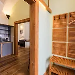 玛拉佐维假日公园酒店 3* Kolinec
