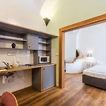 玛拉佐维假日公园酒店 Kolinec