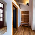 玛拉佐维假日公园酒店 3* Kolinec