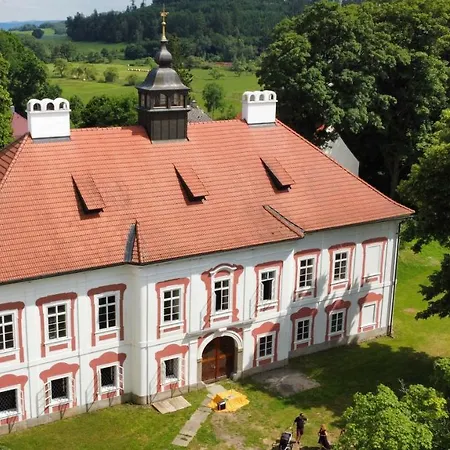 Holidaypark Mlazovy 3* Kolinec